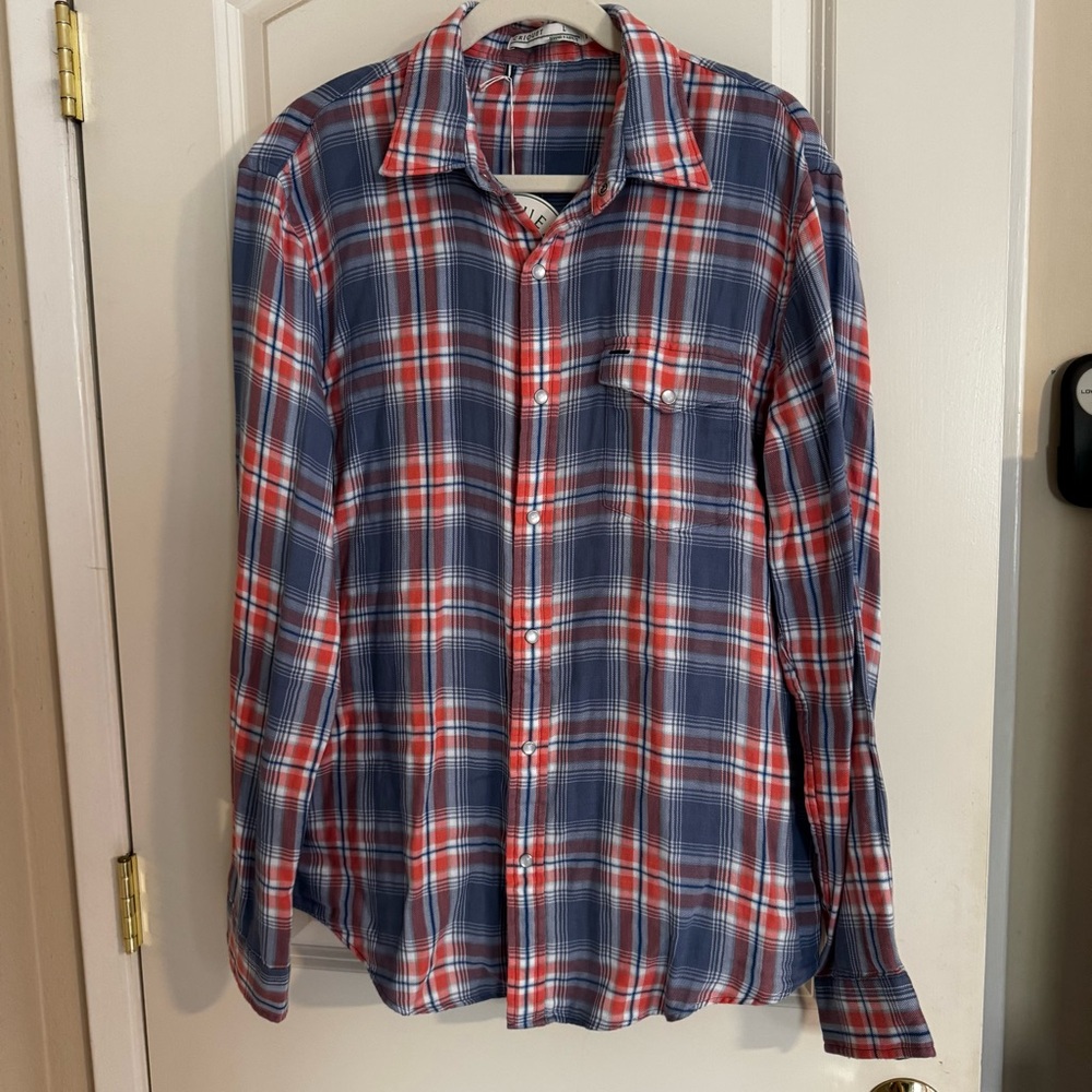 Criquet Men's Red & Blue Plaid Button-Down Shirt